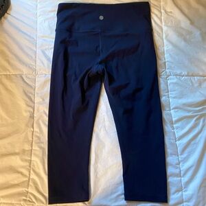 Athleta Elation Crop Dark Navy Blue Leggings Cropped Capri